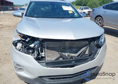 2020 Chevrolet Equinox Premier z USA, uszkodzony, nr VIN 2GNAXYEX8L6137680